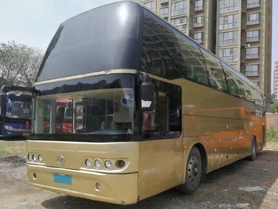 6120 διαμορφώστε Deisel 61 χρησιμοποιημένο καθίσματα εμπορικό σήμα Youngman έτους λεωφορείων το 2011 επιβατών