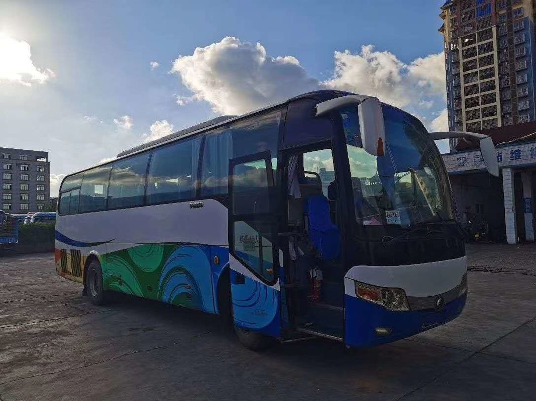 τα λεωφορεία Yutong χεριών καθισμάτων Zk6107 2$ος 100km/H 180kw 45 χρησιμοποίησαν τη καλή συνθήκη λεωφορείων Yutong με το εναλλασσόμενο ρεύμα