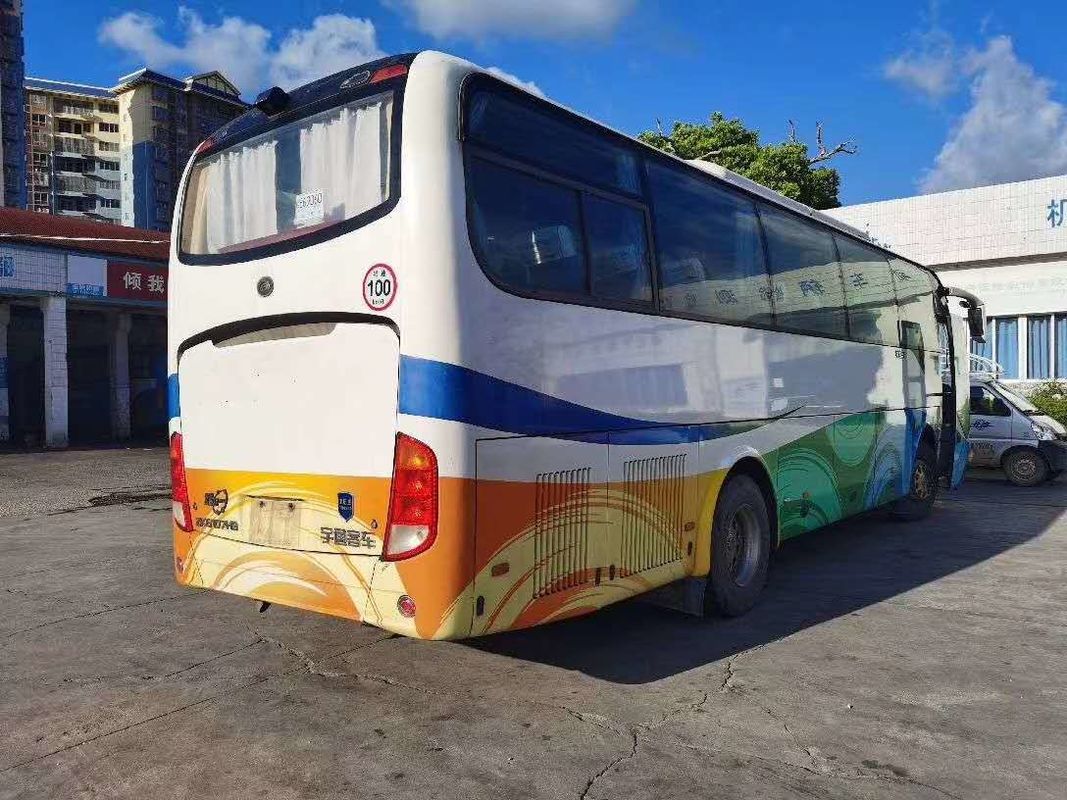 τα λεωφορεία Yutong χεριών καθισμάτων Zk6107 2$ος 100km/H 180kw 45 χρησιμοποίησαν τη καλή συνθήκη λεωφορείων Yutong με το εναλλασσόμενο ρεύμα