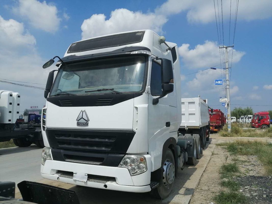 Φορτηγό επικεφαλής 6x4 τρακτέρ της Κίνας Sinotruk Howo A7 με τα διαφορετικά χρώματα
