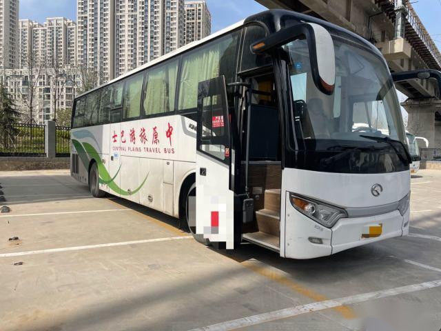 Χρησιμοποιημένο λεωφορείο Kinglong XMQ6112 51 λεωφορείων καθισμάτων αερόσακων πλαισίων αριστερή Nude συσκευασία χιλιομέτρου Drive χαμηλή