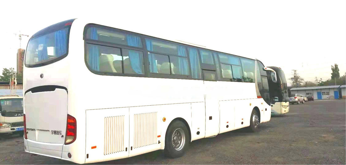 Χρησιμοποιημένο λεωφορείο ZK6110 51 Yutong χρησιμοποιημένες καθίσματα αημένες οδηγώντας πλαίσια διπλές πόρτες χάλυβα τουριστηκών λεωφορείων