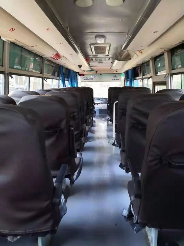 44 τα καθίσματα χρησιμοποίησαν Yutong ZK6102D χρησιμοποιημένες τις λεωφορείο λεωφορείων λεωφορείων το 2014 μηχανές diesel οδήγησης LHD μηχανών έτους μπροστινές