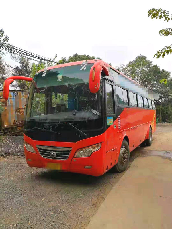 44 τα καθίσματα χρησιμοποίησαν Yutong ZK6102D χρησιμοποιημένες τις λεωφορείο λεωφορείων λεωφορείων το 2014 μηχανές diesel οδήγησης LHD μηχανών έτους μπροστινές