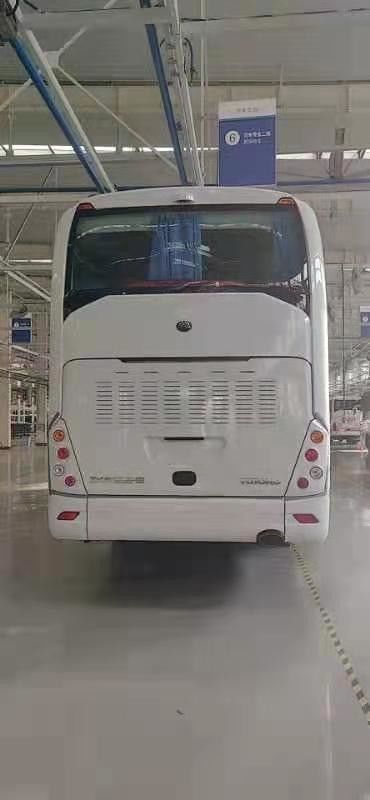 Νέο λεωφορείο 55 καθισμάτων Yutong ZK6112H9 νέα οπίσθια μηχανή μηχανών diesel οδήγησης LHD λεωφορείων λεωφορείων λεωφορείων νέα
