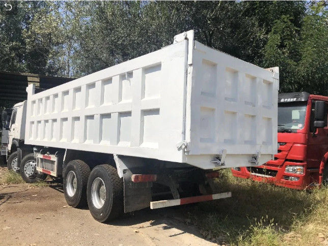2018 διαμορφώστε Tipper Sinotruk Howo χρησιμοποιημένο το 8*4 εκφορτωτή 30Ton φορτηγών απορρίψεων 50 τόνος