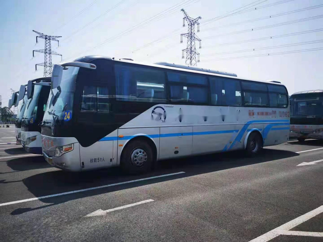 Χρησιμοποιημένο λεωφορείο 51 Yutong αημένο τουριστηκό λεωφορείο οδήγησης αερόσακων καθισμάτων ZK6110 πλαίσια χαμηλό χιλιόμετρο Yuchai οπίσθια μηχανή