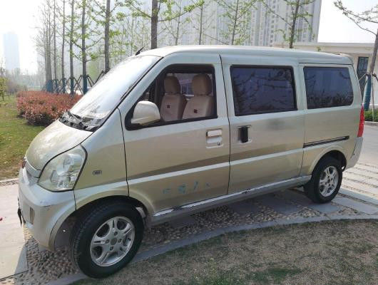 2013 αυτοκίνητο 7 Wuling έτους μίνι χρησιμοποιημένος λεωφορείο τρόπος Drive καυσίμων LHD βενζίνης αυτοκινήτων καθισμάτων
