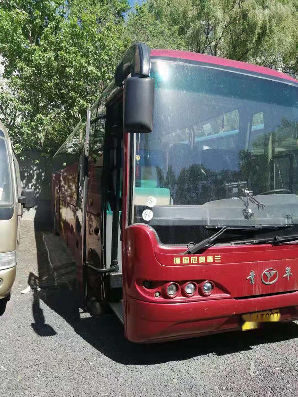 Οι χρησιμοποιημένες διπλές πόρτες αερόσακων πλαισίων 48seats λεωφορείων NEOPLAN Youngman άφησαν στην οδήγηση το οπίσθιο χρησιμοποιημένο μηχανή λεωφορείο επιβατών