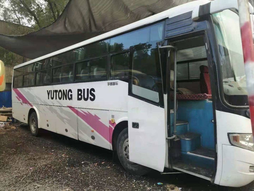 Χρησιμοποιημένο λεωφορείο Zk6112d 54 μπροστινά πλαίσια YC Yutong χάλυβα λεωφορείων μηχανών καθισμάτων. 177kw χρησιμοποιημένο τουριστηκό λεωφορείο