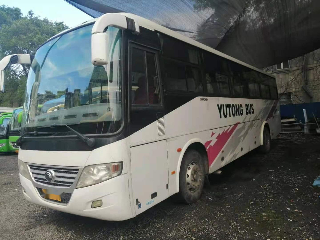 Χρησιμοποιημένο λεωφορείο Zk6112d 54 μπροστινά πλαίσια YC Yutong χάλυβα λεωφορείων μηχανών καθισμάτων. 177kw χρησιμοποιημένο τουριστηκό λεωφορείο
