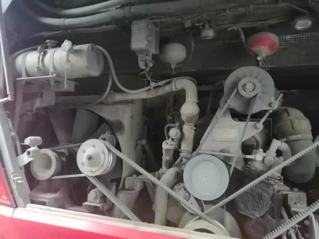 Χρησιμοποιημένα καθίσματα λεωφορείων ZK6127 55 Yutong που αφήνονται τα πλαίσια αερόσακων Seerting την οπίσθια μηχανή ευρο- ΙΙΙ χρησιμοποιημένο τουριστηκό λεωφορείο για την Αφρική