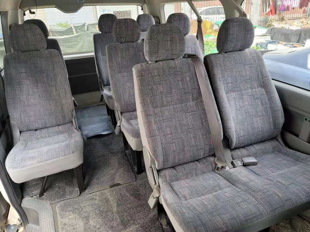 10 το diesel Toyota καθισμάτων χρησιμοποίησε το μίνι λεωφορείο με το εναλλασσόμενο ρεύμα μηχανών βενζίνης δεν εξοπλίζει κανένα έτος ατυχήματος το 2013