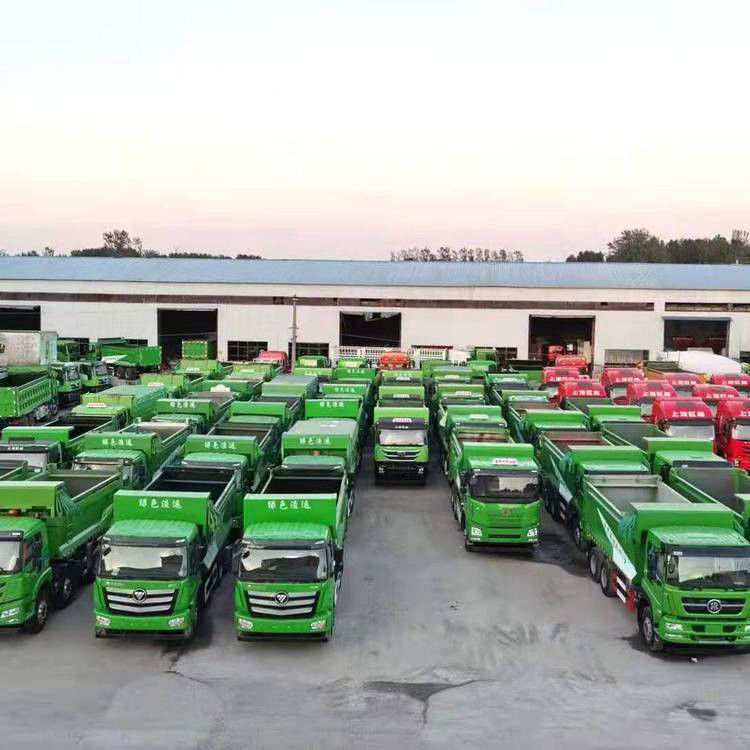 375HP το φορτηγό απορρίψεων της Κίνας 6X4 8X4 FOTON AUMAN χρησιμοποίησε την τιμή 50 τόνου LHD RHD