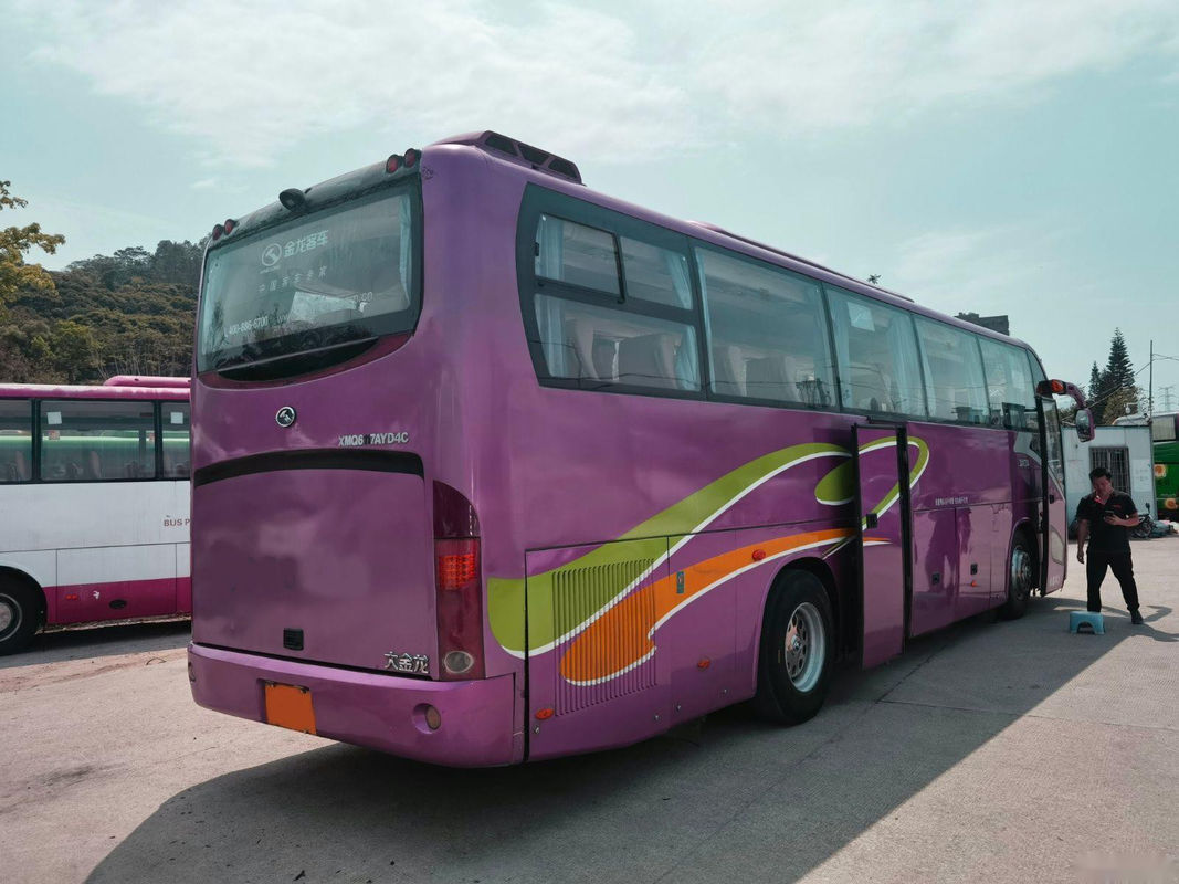 Το χρησιμοποιημένο λεωφορείο XMQ6117 44 Kinglong καθισμάτων οπίσθια πλαίσια αερόσακων πορτών μηχανών διπλά χρησιμοποιούμενα προγυμνάζει/τουριστηκό λεωφορείο
