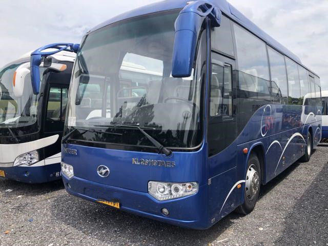 Τα χρησιμοποιημένα υψηλότερα πλαίσια 35000km αερόσακων μηχανών 171kw λεωφορείων KLQ6119T 51Seats Yuchai οπίσθια χρησιμοποίησαν το τουριστηκό λεωφορείο για την Αφρική