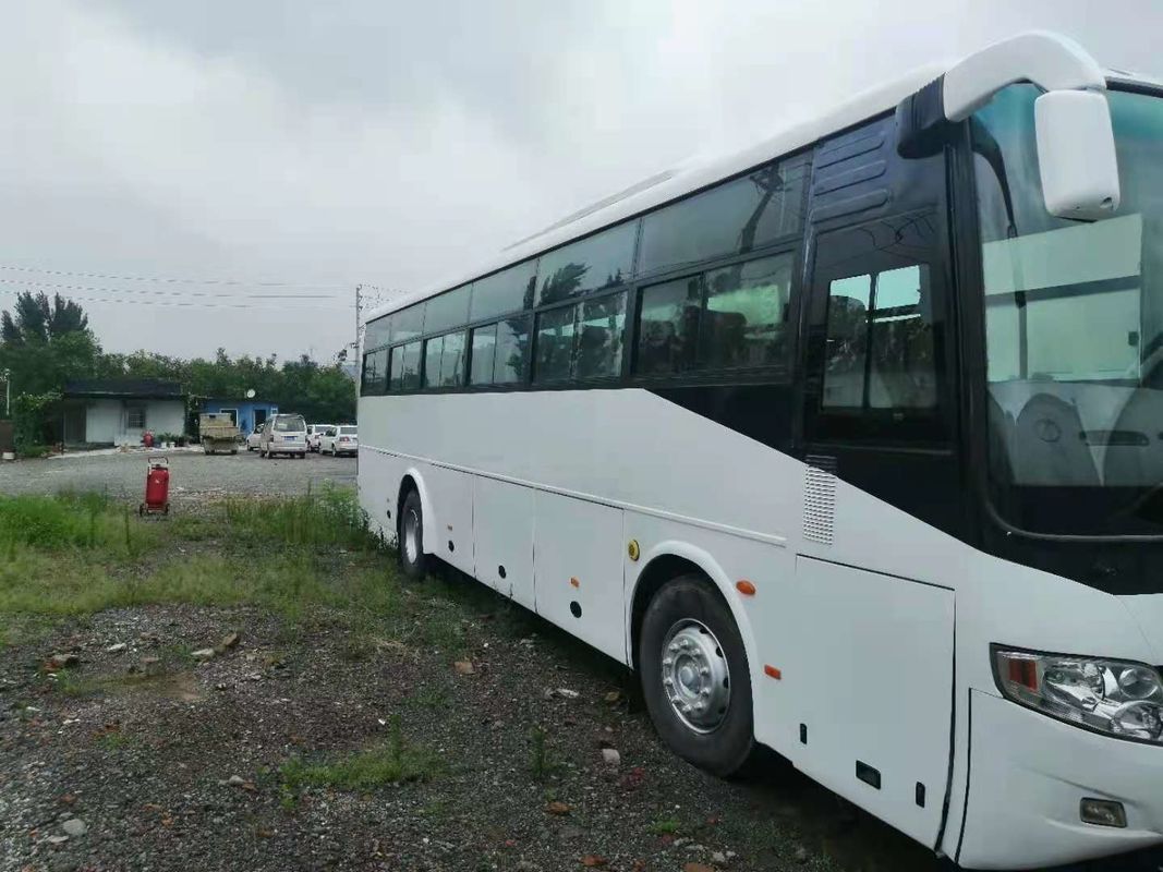 ανανεώστε χρησιμοποιημένο οδηγό μηχανών diesel λεωφορείων ZK6112D Yutong 54 καθισμάτων το 2014 τον έτος RHD που δεν οδηγεί κανένα ατύχημα