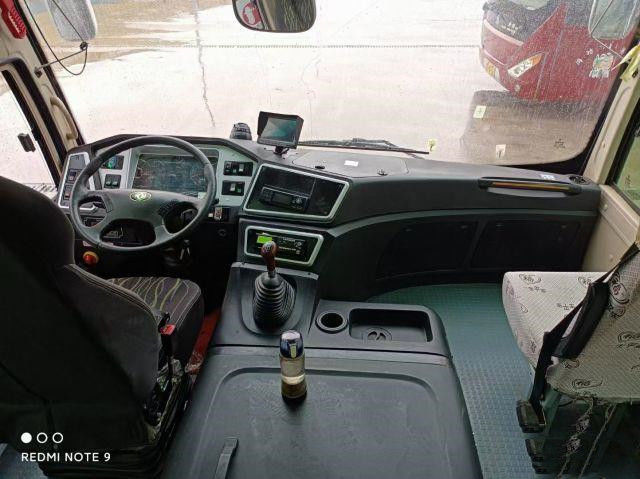 Το χρησιμοποιημένο λεωφορείο 22 Dongfeng καθίσματα χρησιμοποίησε τη μίνι λεωφορείων EQ6660 Weichai μηχανών 96kw το 2020 καλή συνθήκη χιλιομέτρου έτους χαμηλή