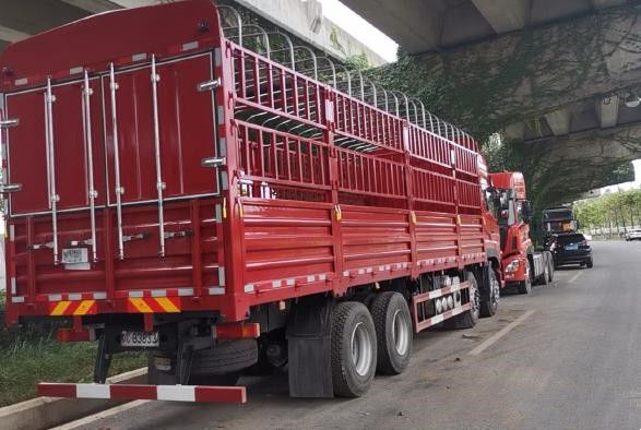 Dong-Feng 8x4 420hp Κίνα Μεταχειρισμένο φορτηγό φορτηγό Trcuk Ολοκαίνουργιο LHD/RHD