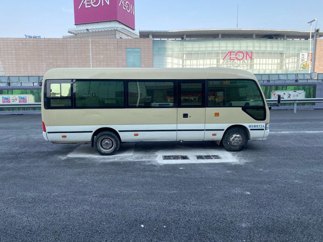 22 αριστερή χρησιμοποιημένη οδήγηση μηχανή βενζίνης λεωφορείων 2TR ακτοφυλάκων της Toyota έτους καθισμάτων 2012