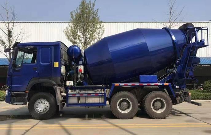 HOWO 8 κυβικό φορτηγό 6x4 ολοκαίνουργιο Sinotruck 371hp 8cbm συγκεκριμένων αναμικτών μετρητών