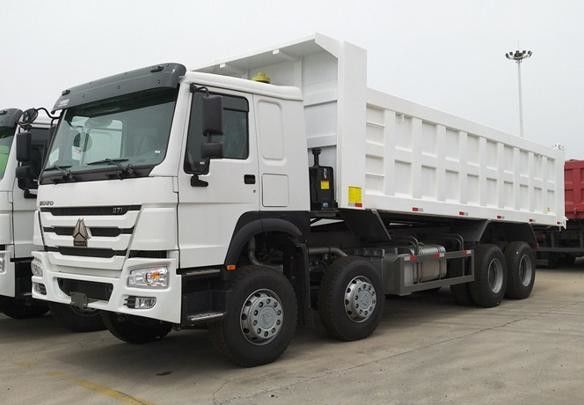 Ολοκαίνουργιο φορτηγό απορρίψεων HOWO 8x4 371HP 25CBM για τη μεταφορά μεταλλείας