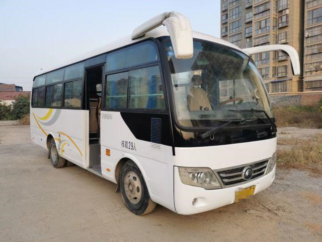 Ελάχιστο λεωφορείο Prix 29 λεωφορείων ZK6729d Yutong μπροστινή μηχανή επιχειρήσεων εμπορικών συναλλαγών κατασκευαστών λεωφορείων καθισμάτων