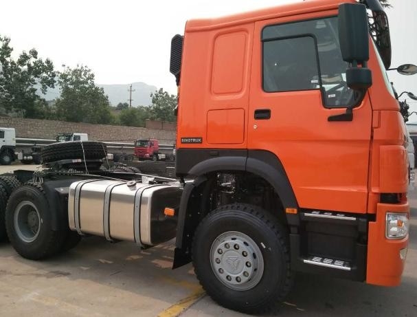 Ολοκαίνουργιο φορτηγό τρακτέρ τρόπου Drive φορτηγών 6x4 τρακτέρ HOWO 371HP