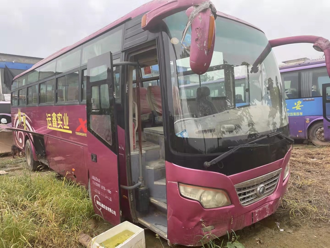 2009 έτος 47 χρησιμοποιημένες καθίσματα Yutong ZK6102D χρησιμοποιημένες λεωφορείο λεωφορείων μηχανές diesel οδήγησης LHD μηχανών λεωφορείων μπροστινές