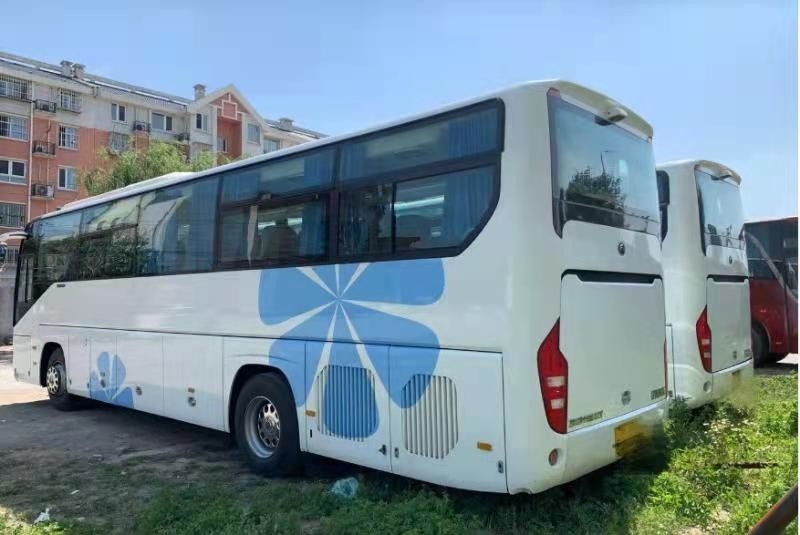 2014 το έτος 51 καθίσματα χρησιμοποιημένο Zk6119 Yutong μεταφέρει το χρησιμοποιημένο λεωφορείο λεωφορείων με το νέο κάθισμα 40000km απόσταση σε μίλια