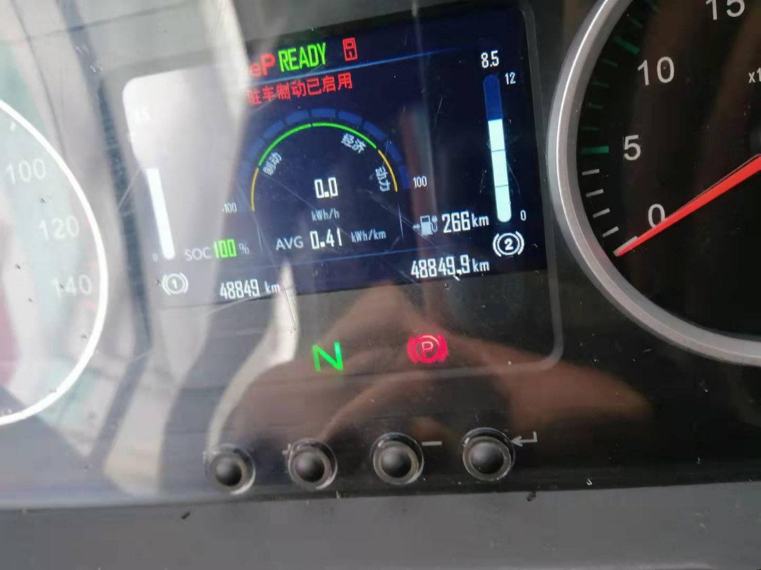 Ηλεκτρικό λεωφορείο 15 λεωφορείων ZK6815 TOYOTA Hiace πόλεων Yutong λεωφορεία και επιβατηγά οχήματα  εναλλακτικής ενέργειας Seaters 53 καθίσματα