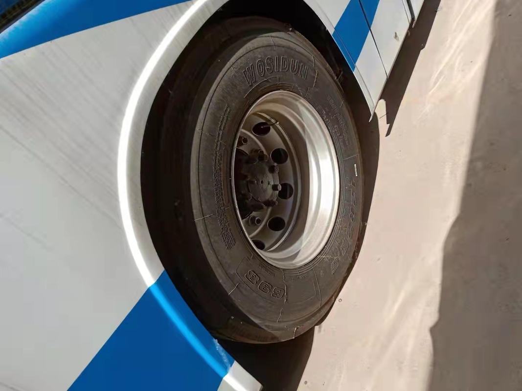 Yutong λεωφορείων λεωφορείο 55 χεριών ZK6127 Kinglong diesel 2$ο χρησιμοποιημένη λεωφορείο οπίσθια μηχανή λεωφορείων καθισμάτων