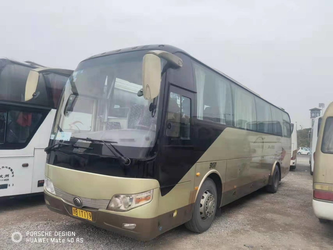 Λεωφορείο ZK6110 51 καθίσματα 2013 έτος RHD Yutong χρήσης που οδηγεί το χειρωνακτικό χρησιμοποιημένο πετρελαιοκίνητο λεωφορείο για τον επιβάτη