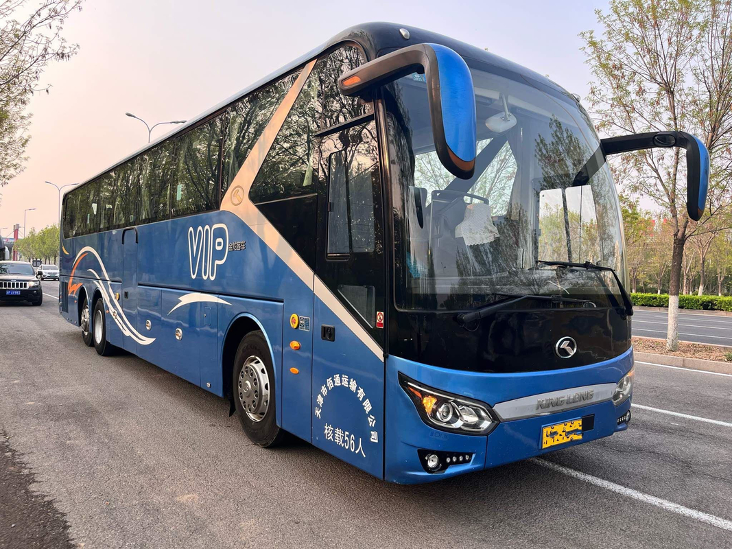 Το λεωφορείο νέο XMQ6135 Kinglong χρησιμοποίησε τα λεωφορεία 56 λεωφορείων διπλός άξονας μηχανών καθισμάτων LHD μπροστινός