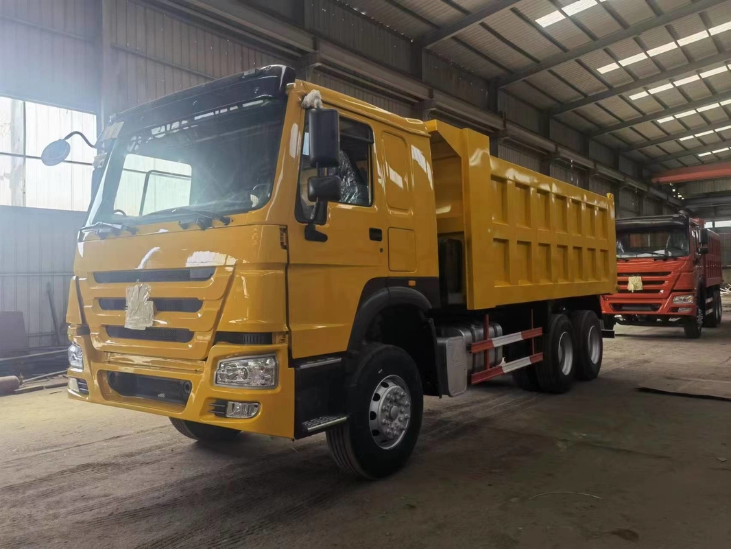 Tipper 6*4 8*4 από τα αριστερά προς τα δεξιά χρησιμοποιημένος οδήγηση εκφορτωτής Drive χεριών φορτηγών 371/375hp δεύτερος