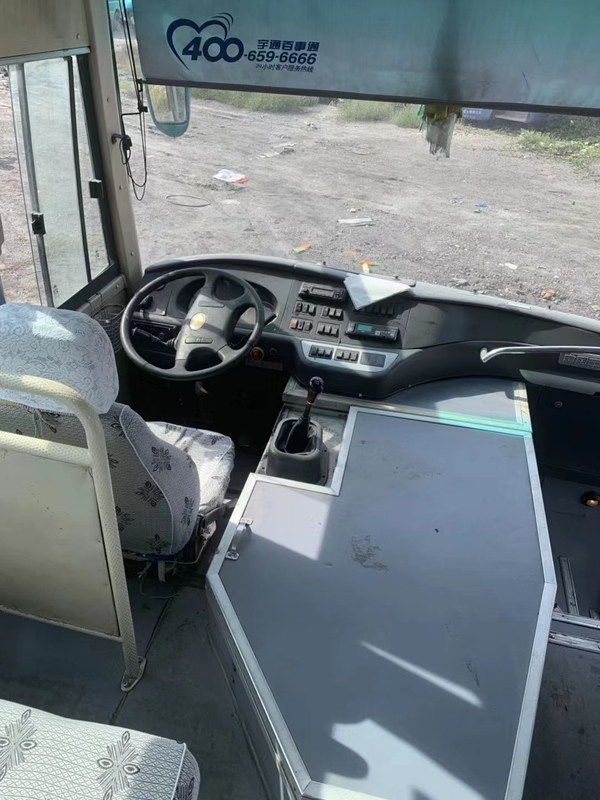 39 καθίσματα χρησιμοποιημένο ZK6932d Yutong μεταφέρουν την μπροστινή χρησιμοποιημένη μηχανή οδήγηση λεωφορείων RHD λεωφορείων από δεύτερο χέρι