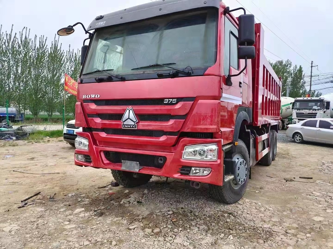 Tipper Howo το φορτηγό χρησιμοποίησε εκφορτωτών 371/375hp δεύτερος δεξί Drive φορτηγών 6*4 8*4 χεριών το Sino