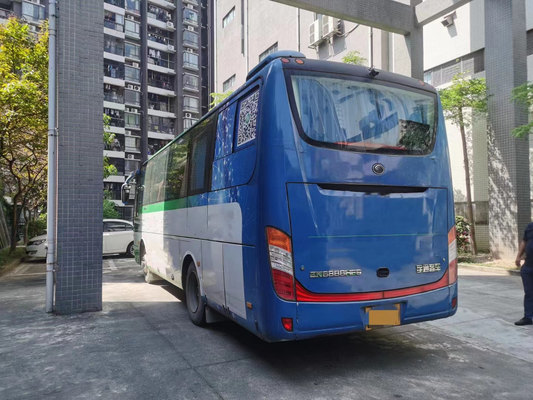39 καθίσματα χρησιμοποίησαν τις μηχανές diesel οδήγησης λεωφορείων RHD λεωφορείων ZK6888 Yutong για τη μεταφορά