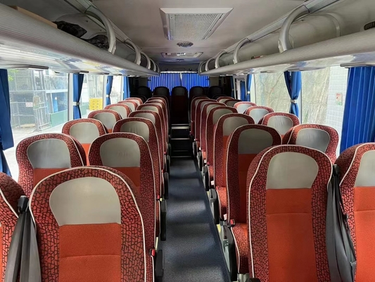 39 καθίσματα χρησιμοποίησαν τις μηχανές diesel οδήγησης λεωφορείων RHD λεωφορείων ZK6888 Yutong για τη μεταφορά