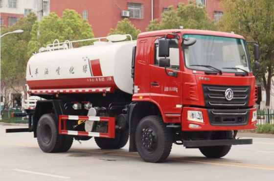Ειδικής χρήσης υγιεινή οχημάτων οδικών βυτιοφόρων SPV Drive φορτηγών 4X4 ψεκαστήρων νερού 12000 λίτρα δεξαμενών