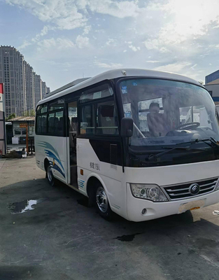 Ο μίνι χρησιμοποιημένος επιβάτης Yutong 19 καθισμάτων μεταφέρει τη διακινούμενη πόλη από δεύτερο χέρι