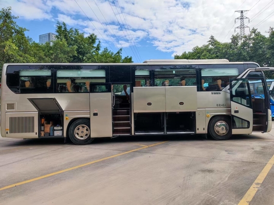 Χρησιμοποιημένη μεταφορά 46 καθίσματα 16000kg επιβατών λεωφορείων κατόχων διαρκούς εισιτήριου Yutong από δεύτερο χέρι