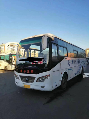 Χρησιμοποιημένο έτος 44 λεωφορείων 2014 οχημάτων πυκνών δρομολογίων χρησιμοποιημένα ZK6102D λεωφορεία και επιβατηγά οχήματα καθισμάτων με την μπροστινή μηχανή