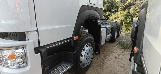 Χρησιμοποιημένα εμπορικά χρησιμοποιημένα πετρελαιοκίνητα φορτηγά 6*4 LHD/RHD 371/375hp φορτηγών απορρίψεων HOWO
