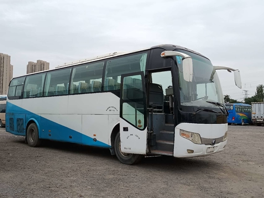Το άσπρο χρώμα τουριστηκών λεωφορείων 51seats από δεύτερο χέρι χρησιμοποίησε τη μηχανή ZK6110 Yuchai λεωφορείων Yutong
