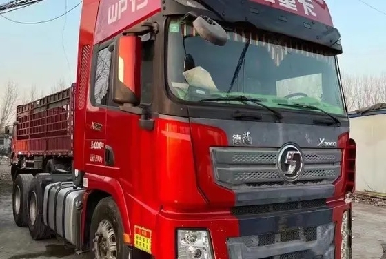 Χρησιμοποιημένο τρακτέρ φορτηγό τρακτέρ μηχανών 500hp 6×4 SHACMAN D'LONG X3000 Weichai καμπινών στεγών ρυμουλκών υψηλό