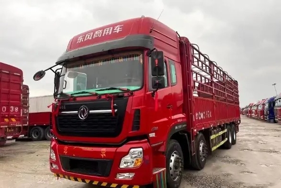 Τα χρησιμοποιημένα φορτηγά 17.8t φορτίου εκτίμησαν τον υψηλό τρόπο 12 Drive στεγών 420hp 8×4 φορτίων ΓΡΉΓΟΡΟ φορτηγό φορτηγών Dongfeng κιβωτίων ταχυτήτων ροδών