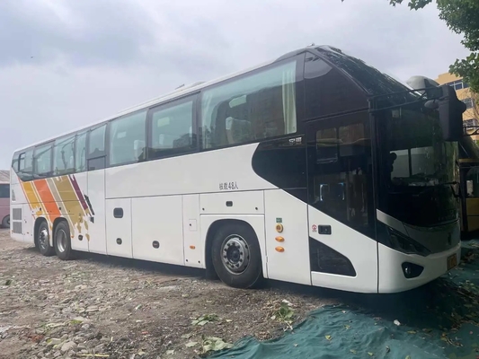 Διπλό σίγουρα μεγάλο διαμέρισμα αποσκευών λεωφορείων από δεύτερο χέρι 48 μηχανή Weichai καθισμάτων με χρησιμοποιημένο το A/$l*c τουριστηκό λεωφορείο ZK6137