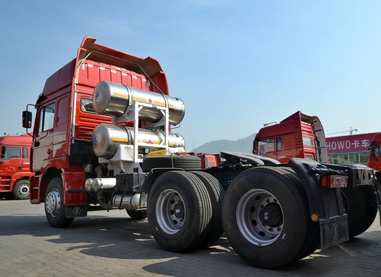 Shacman Truck Head 6*4 Drive Mode Horse Tractor LNG Μεγάλο δεξαμενόπλοιο αερίου 380hp Μεταφορά άνθρακα