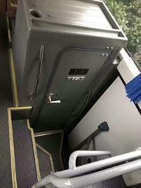 Ηλεκτρονική πόρτα έτους 39 χρησιμοποιημένη καθίσματα λεωφορείων 2013 YUTONG με τον ασφαλή αερόσακο τουαλετών